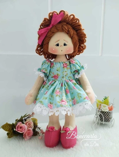 Os Melhores Tecidos e Materiais para Sua Boneca Country Artesanal