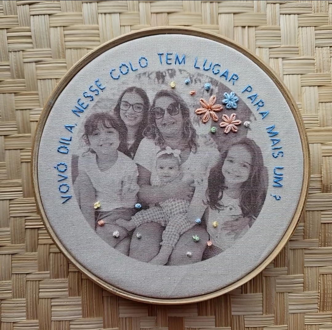 bordado em fotografia impressa em tecido