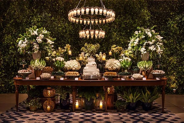 velas de LED vs velas de cera para casamento rústico