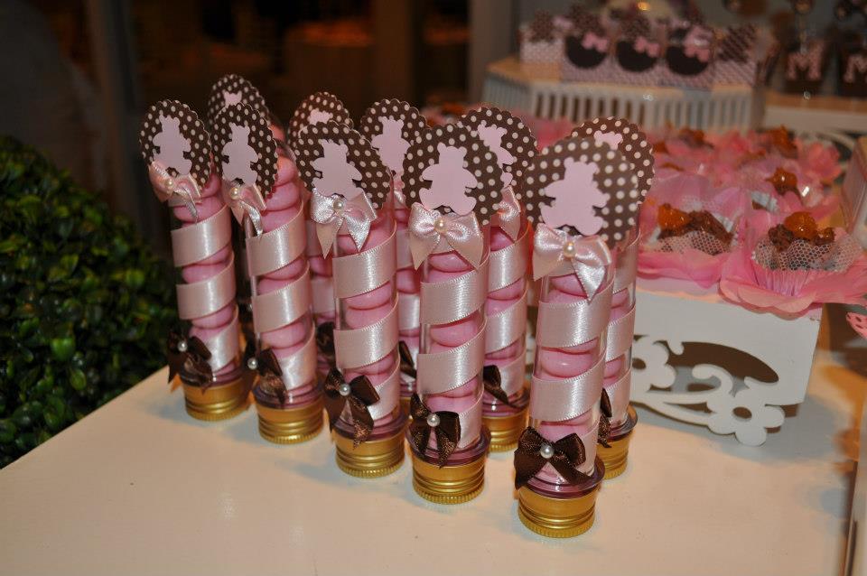 cha de fralda marrom e rosa