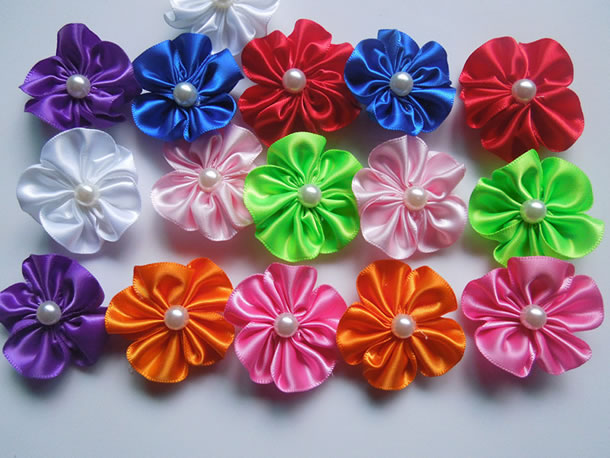 Flores de Cetim para Tiaras e Bicos de Pato: Tutoriais