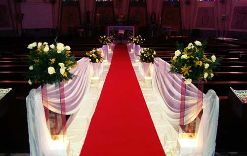 arranjos flores vermelhas para casamento rústico