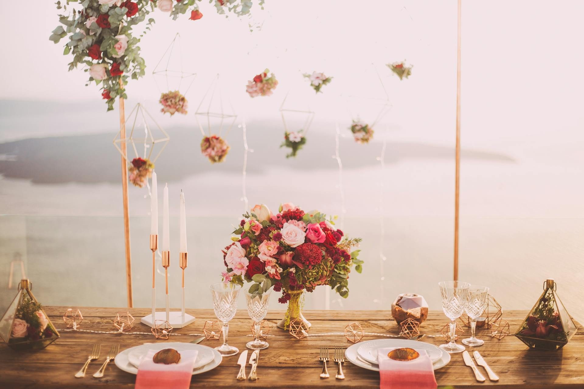 decoração de casamento boho vs clássico
