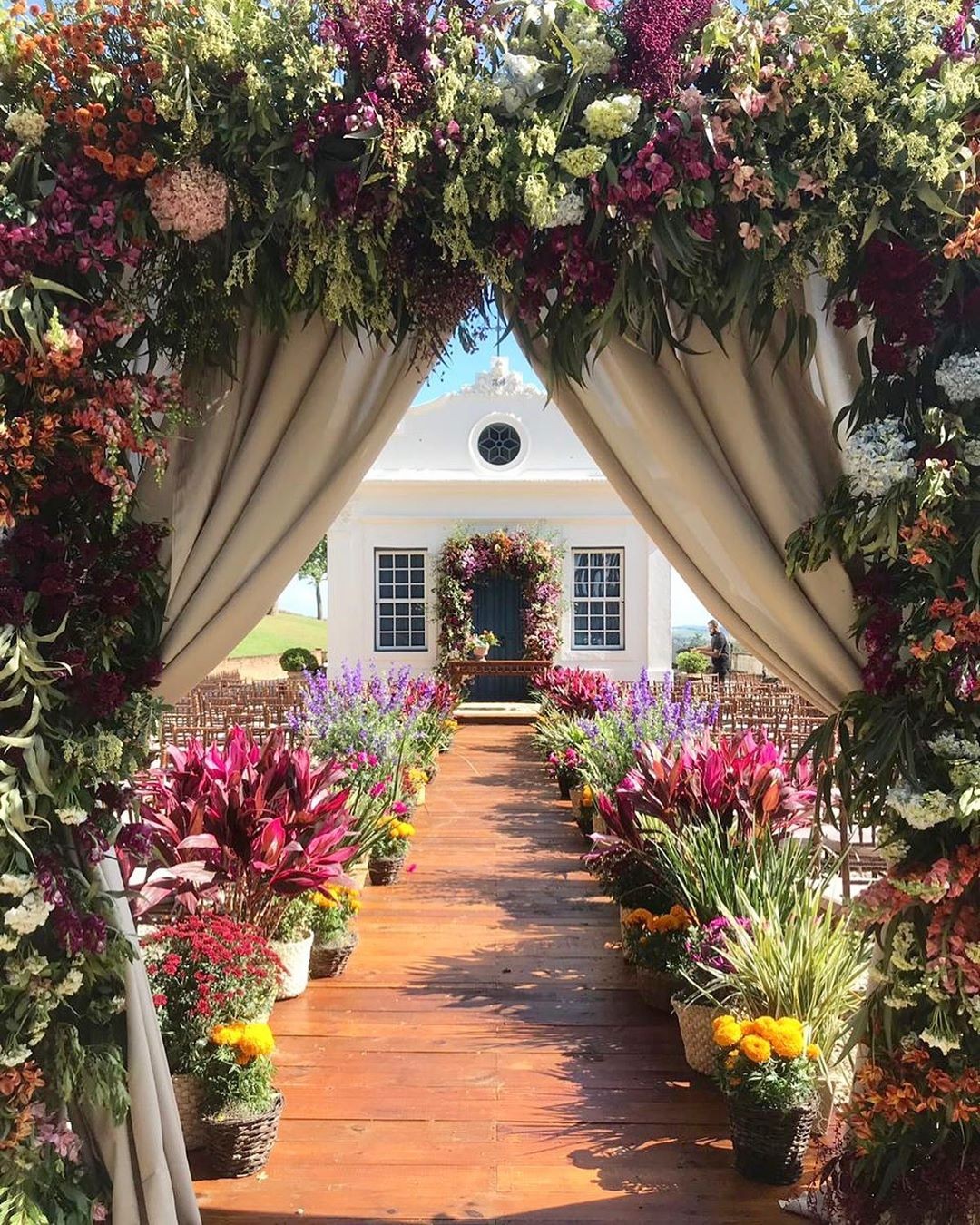 Casamento Civil com Charme: Dicas Essenciais para uma Decoração Afetiva e Simples