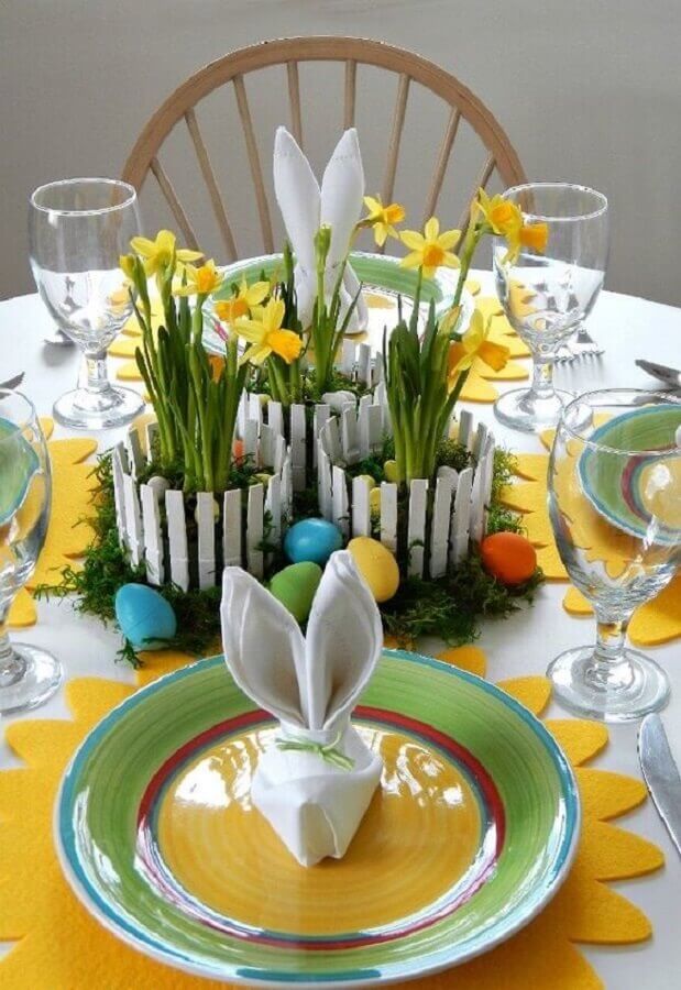 decoração de páscoa com ovos