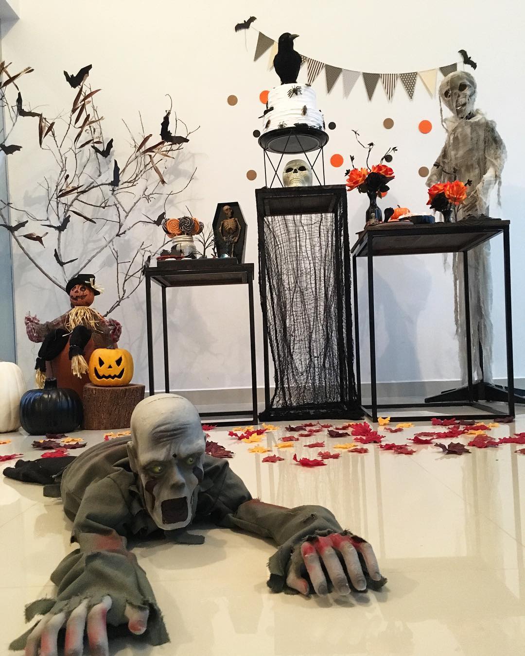 enfeites halloween com rolo de papel