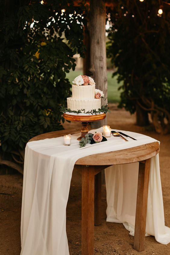 enfeite mesa casamento DIY versus pronto qual vale mais a pena