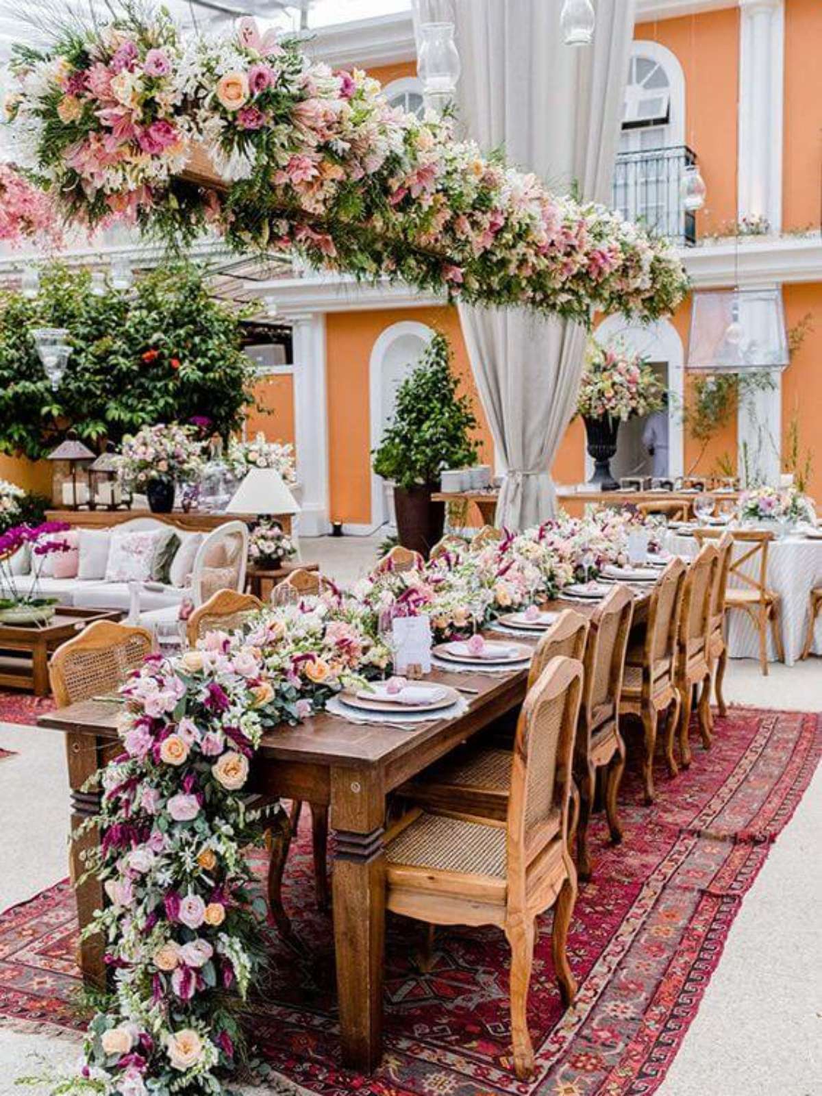 Gipsofila no Casamento: Como Usar o Mosquitinho para uma Decoração Charmosa e Barata