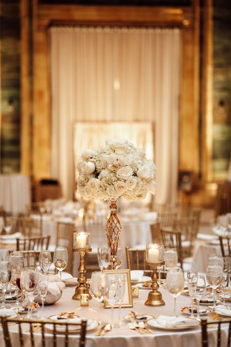 fundo de casamento dourado