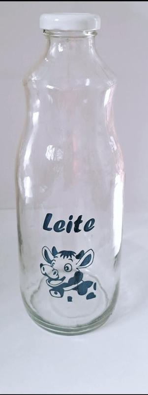 garrafa de vidro de leite