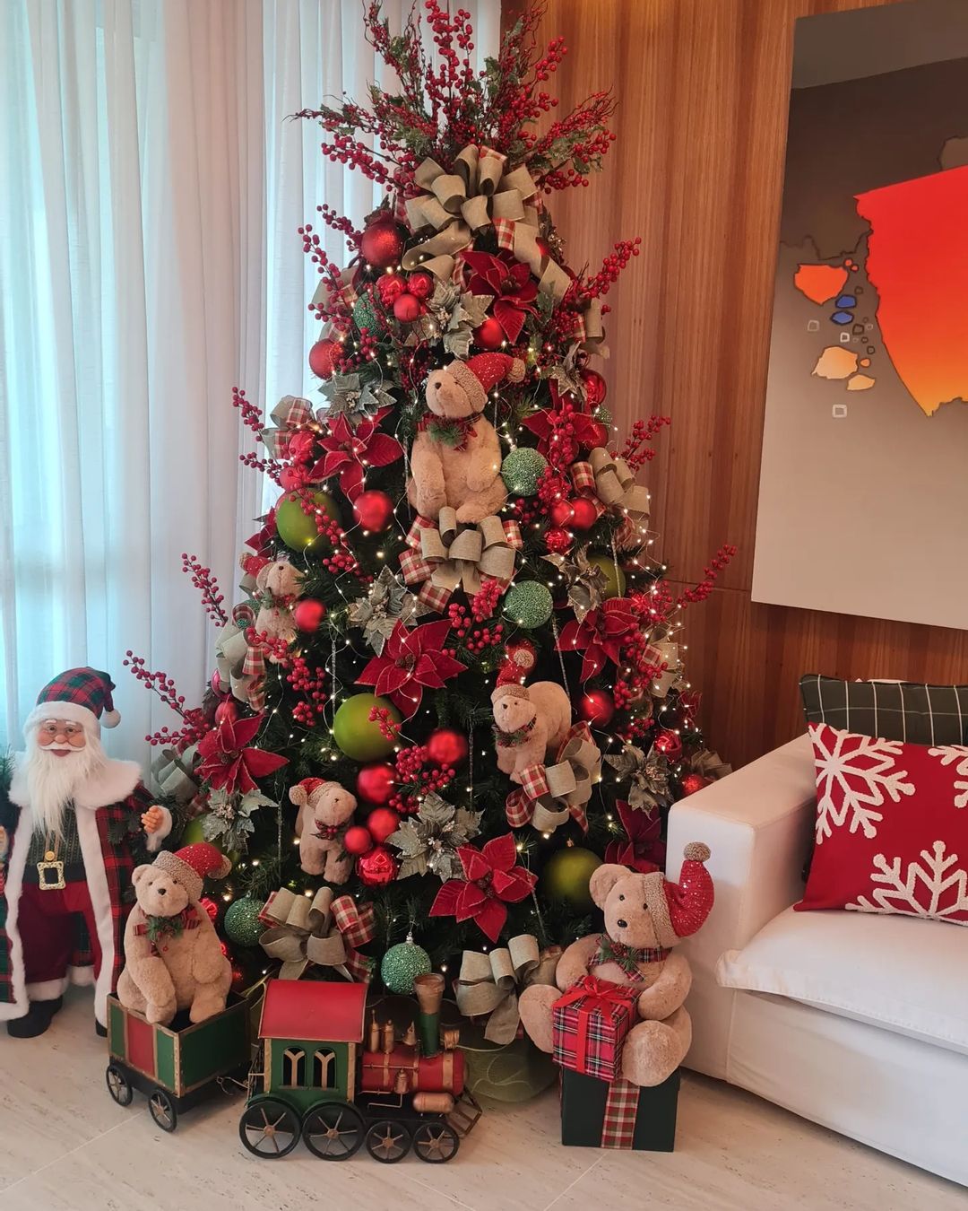 DIY: Árvore de Natal de Parede para Apartamentos Pequenos