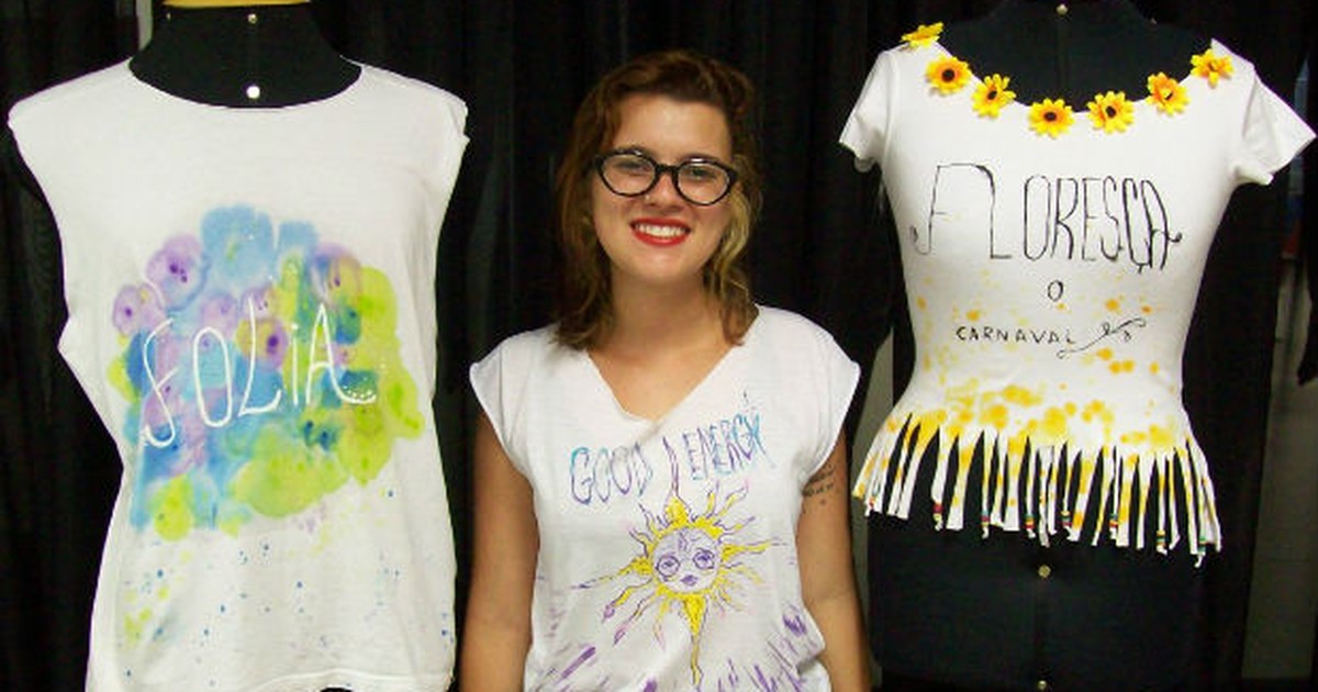 customização de camisetas com tesoura