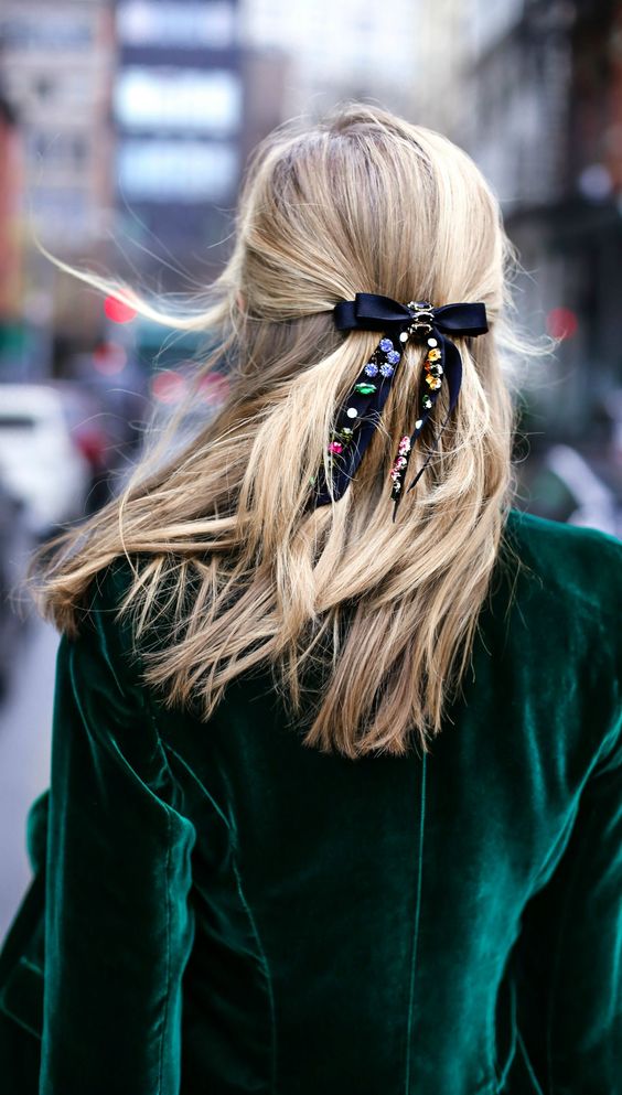 laços e fitas para cabelo
