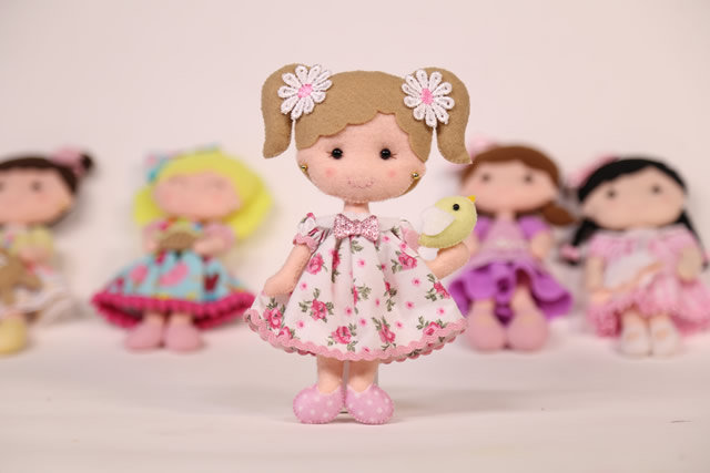 molde boneca de feltro para guirlanda