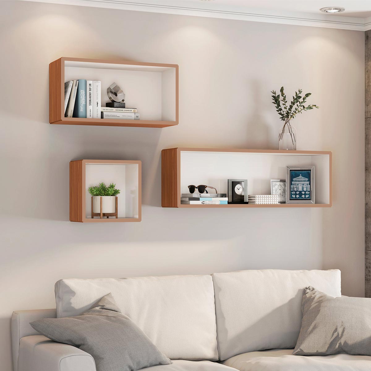 Nichos vs. Prateleiras: Qual a Melhor Opção para Otimizar o Espaço da Sua Sala?