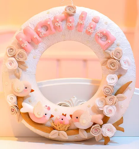 Como Escolher o Porta Maternidade de Passarinho Perfeito para o Quarto do Bebê