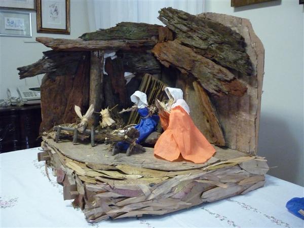 Transforme Garrafas PET em um Presépio de Natal Incrível: Passo a Passo Detalhado