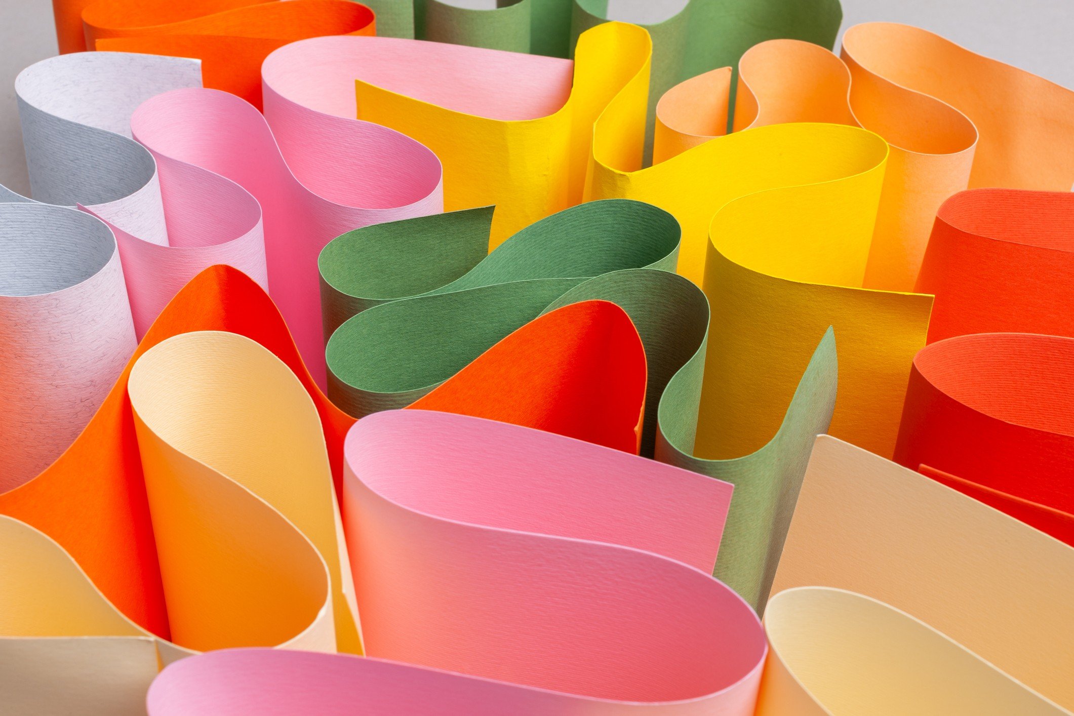 Ideias Criativas com Papel Kraft: Além das Embalagens