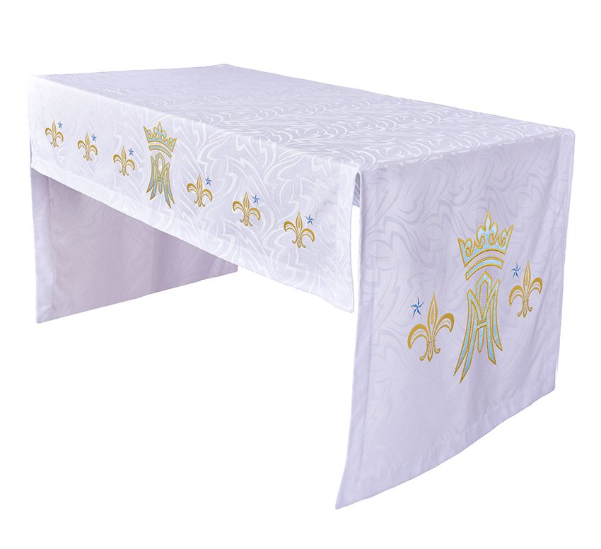 toalha de mesa bordado em fita