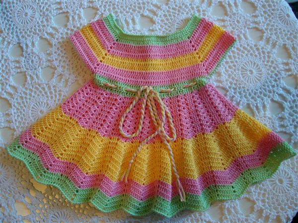 modelos de vestido de crochê infantil para festas