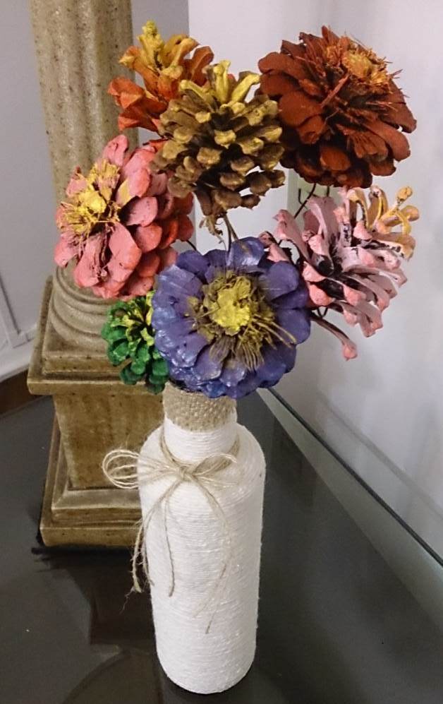 ideias de artesanato com pinhas