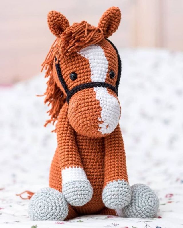 cavalo de crochê