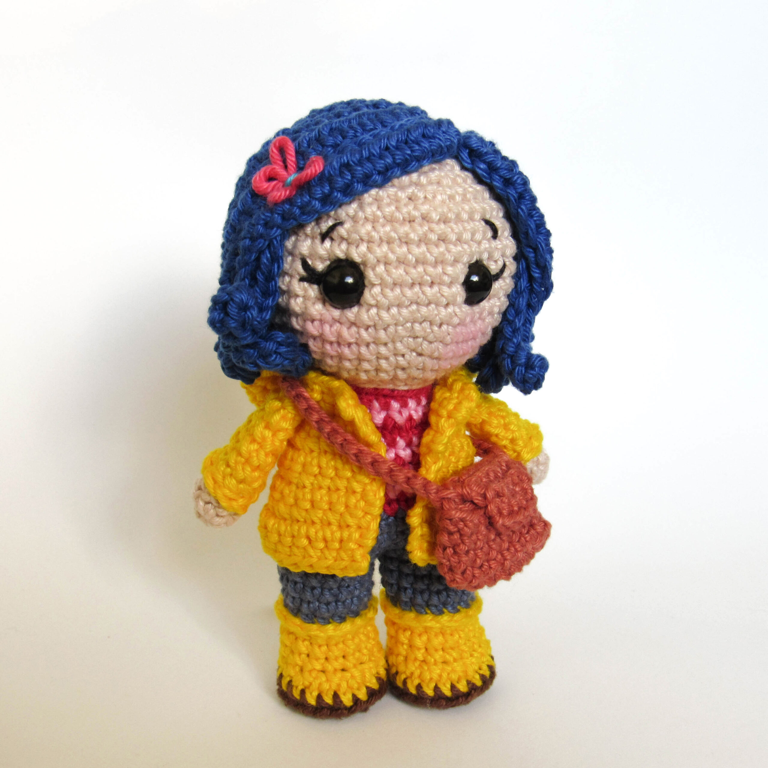Boneca Coraline de crochê