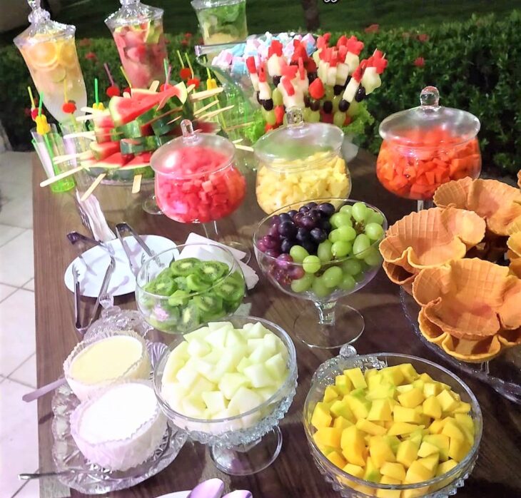 frutas na decoração de mesa de jantar