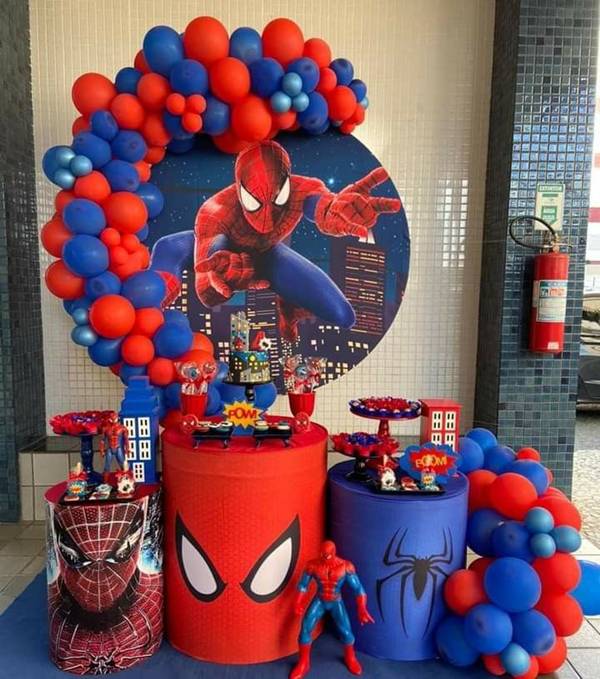 ideias decoração homem aranha infantil