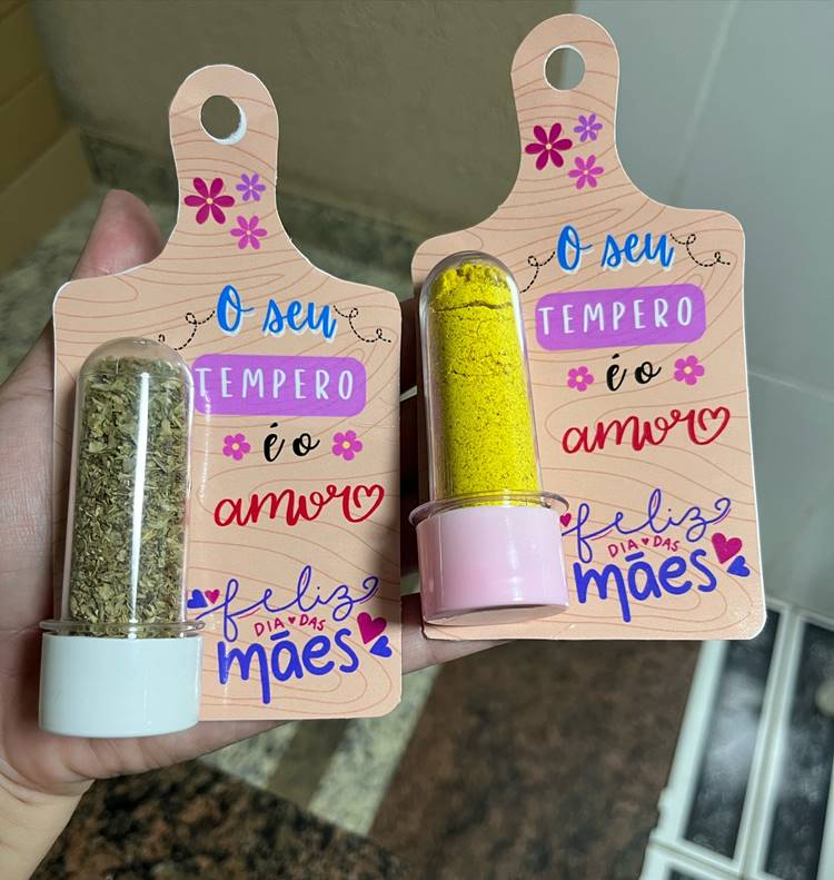 lembrancinha dia das mães em E.V.A.