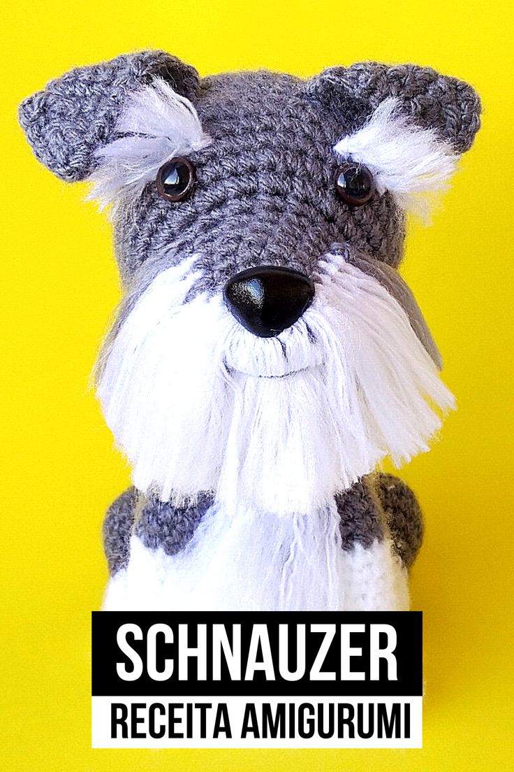 Schnauzer amigurumi realista
